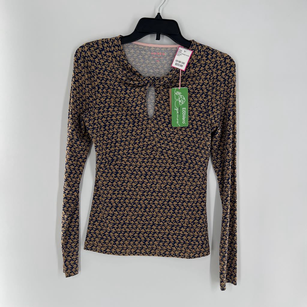 U.S 6 printed notch neck l/s tee