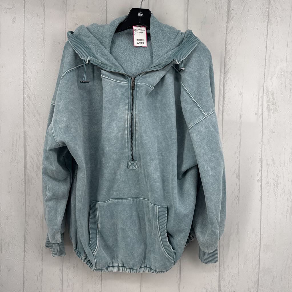 L 1/2 zip hoodie