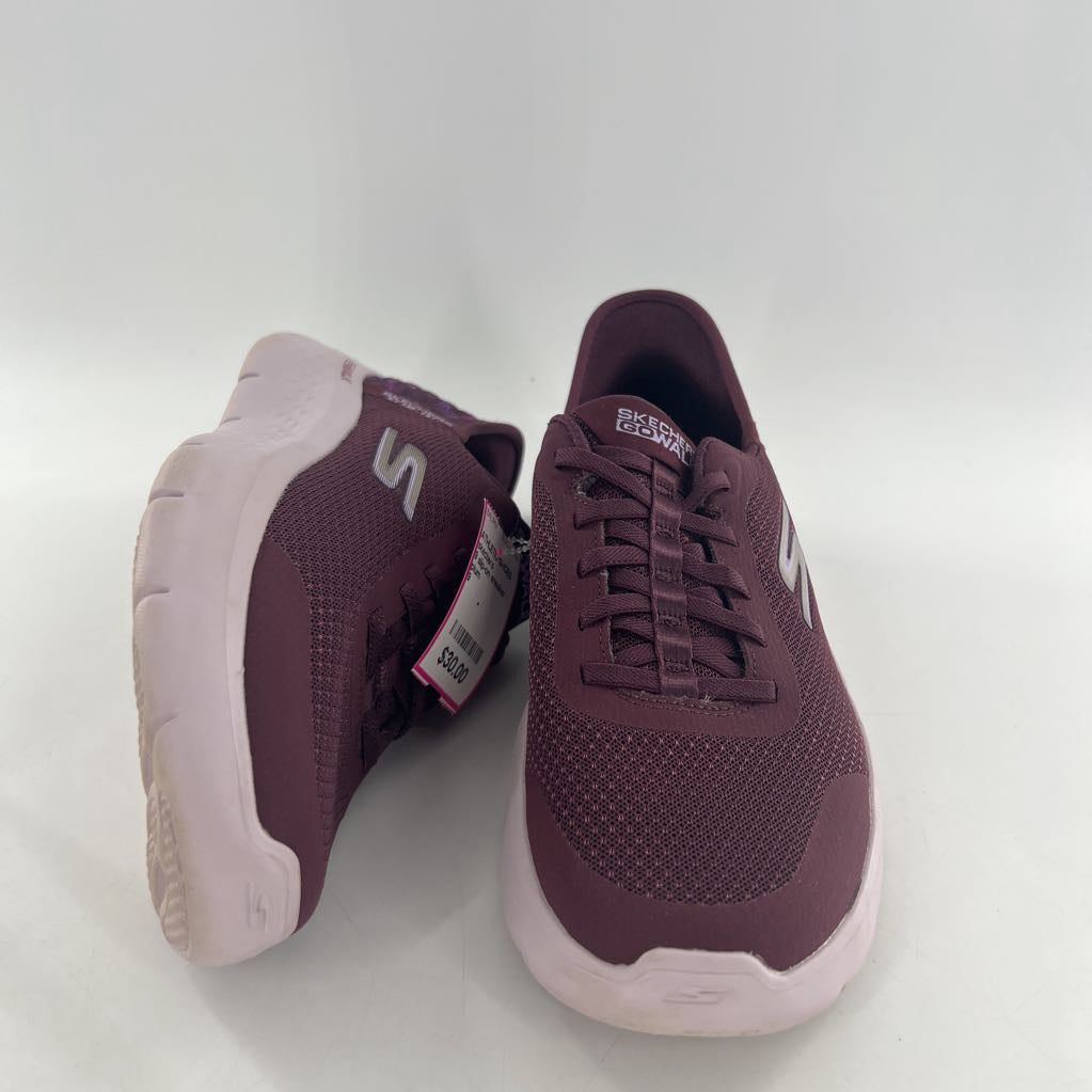 9 slip-on sneaker