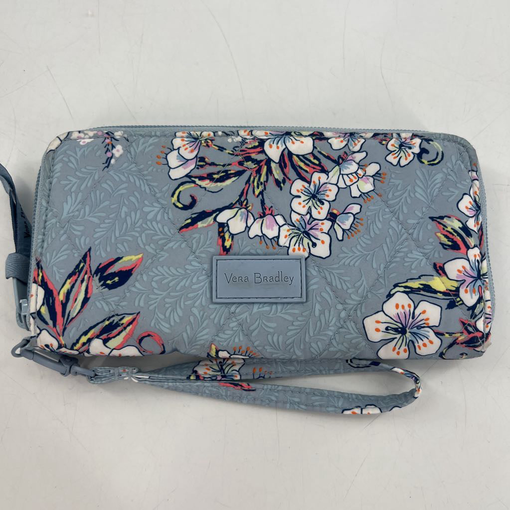 flo print quilted wallet/wristlet