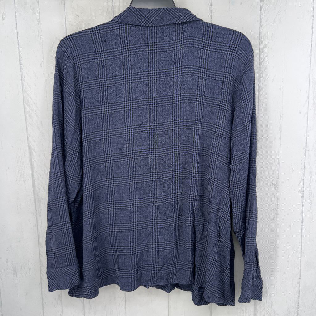 XL plaid button down l/s top