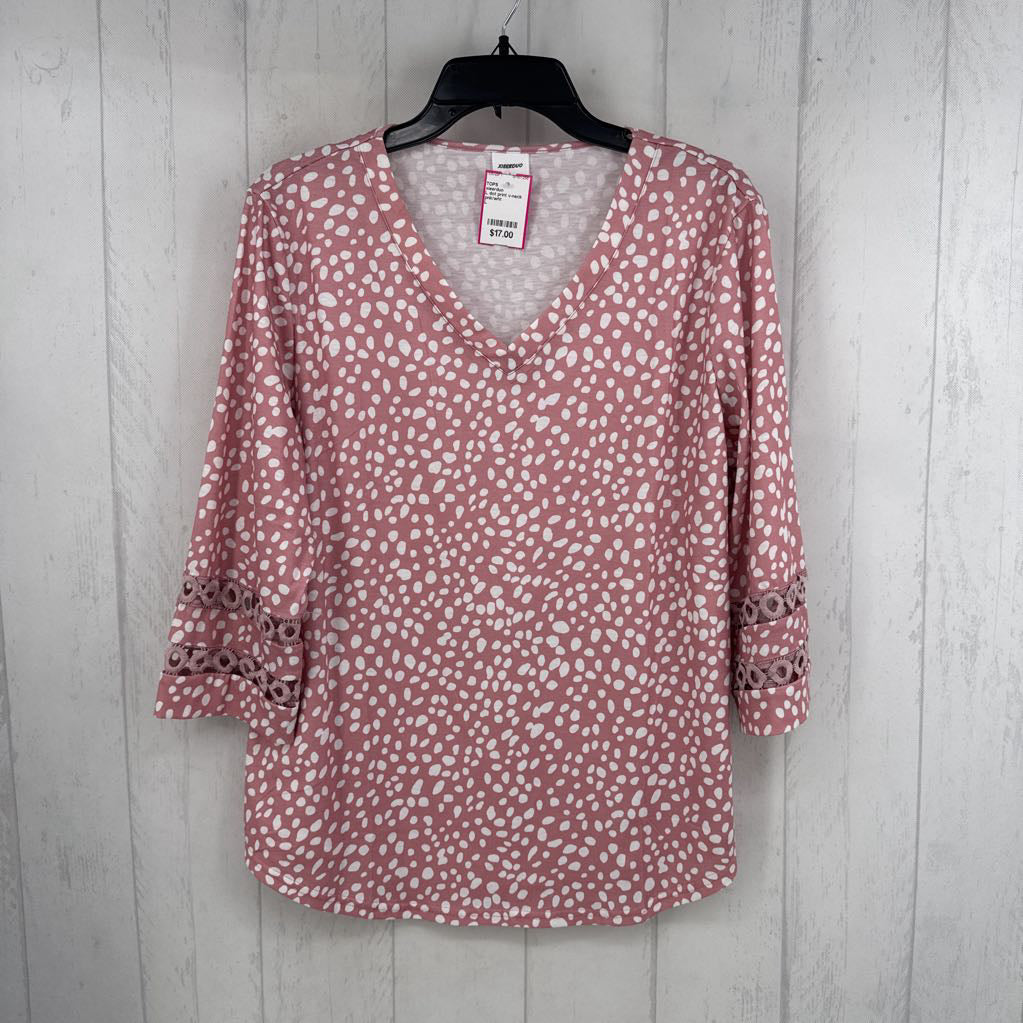 L dot print v-neck 3/4 slv top