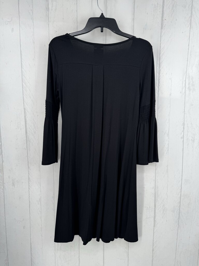Sp v-neck smocked flare slv dress