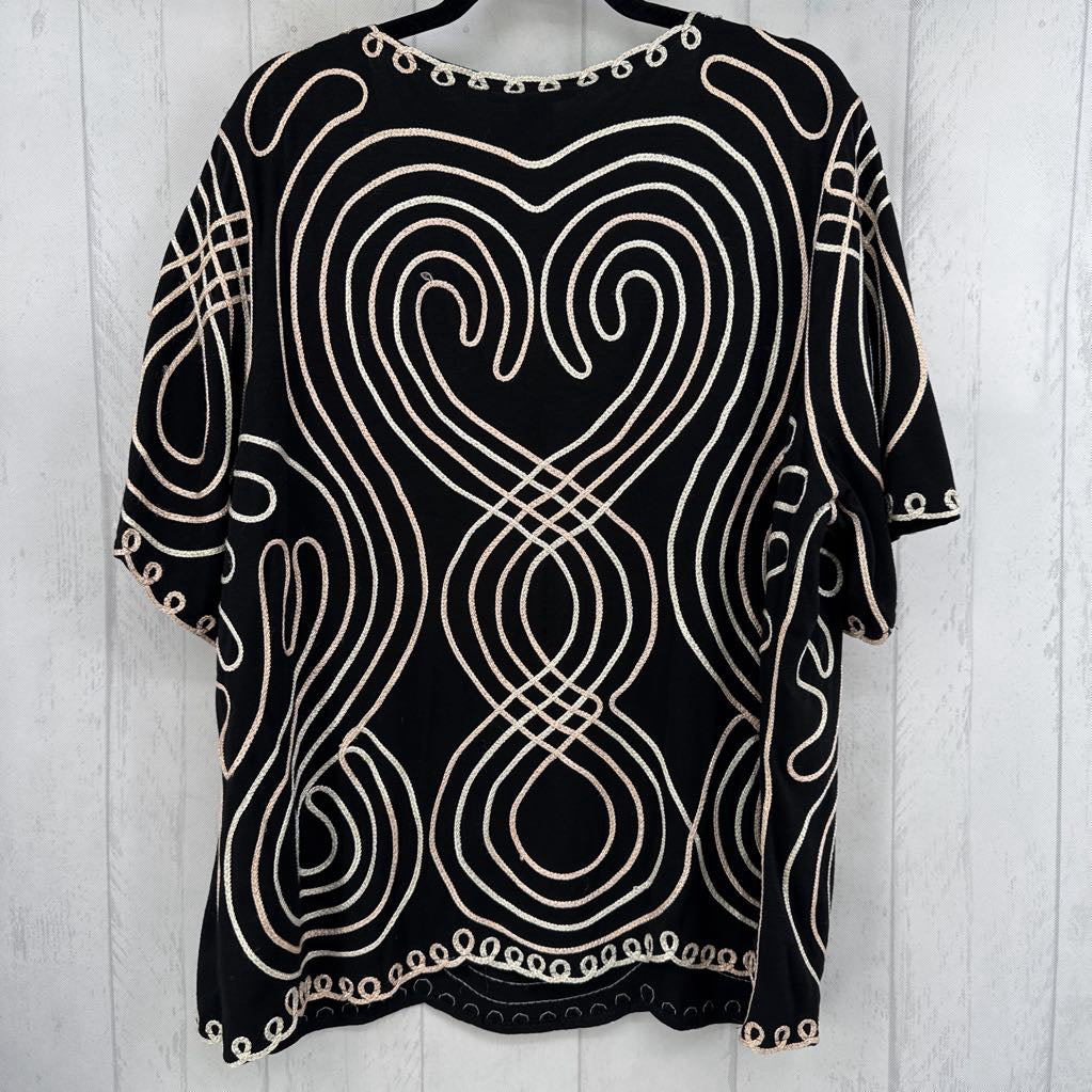 3X embroidered s/s top
