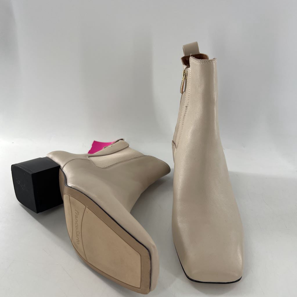 10 square toe leather ankle boot