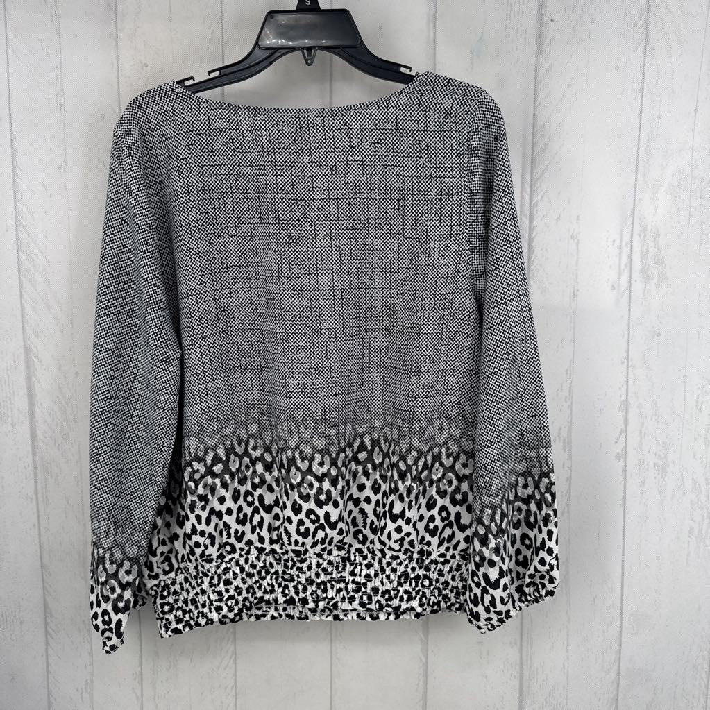 M mixed print smocked accent l/s top