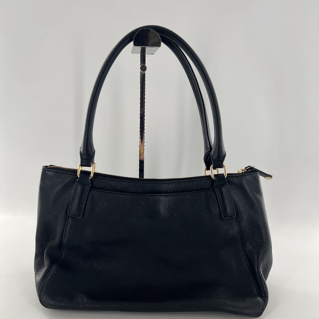 pebbled dual handle shoulder bag w/ slip pockets
