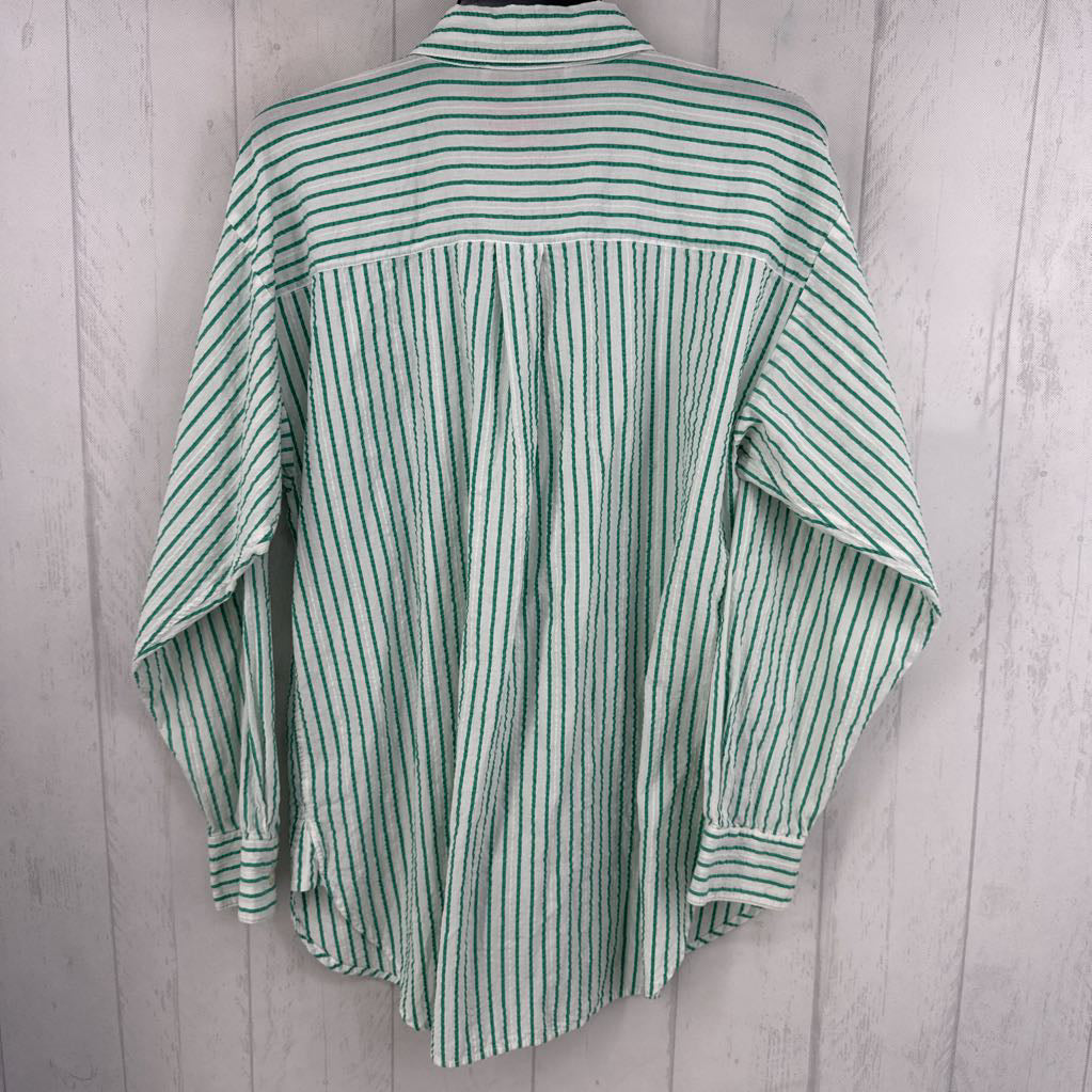 M striped seersucker button down l/s top