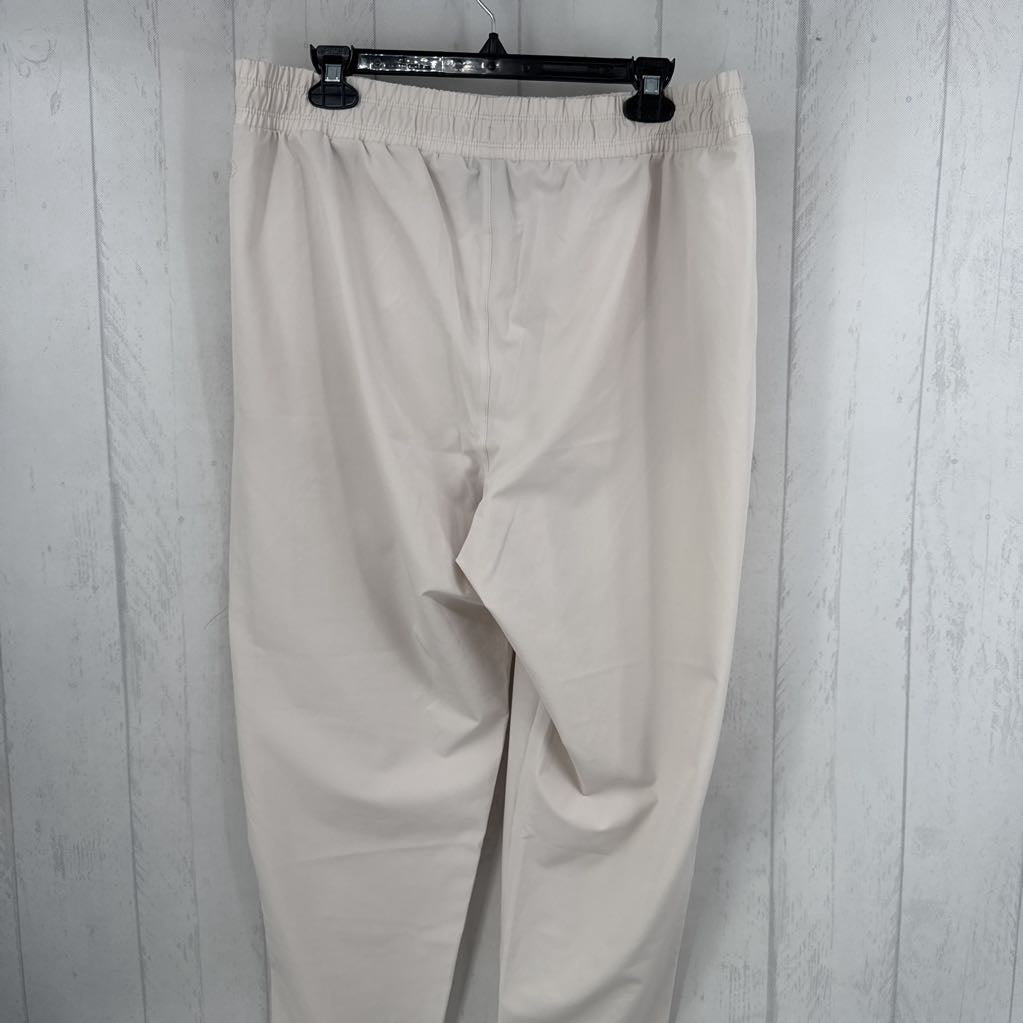 L pull-on slim leg pant
