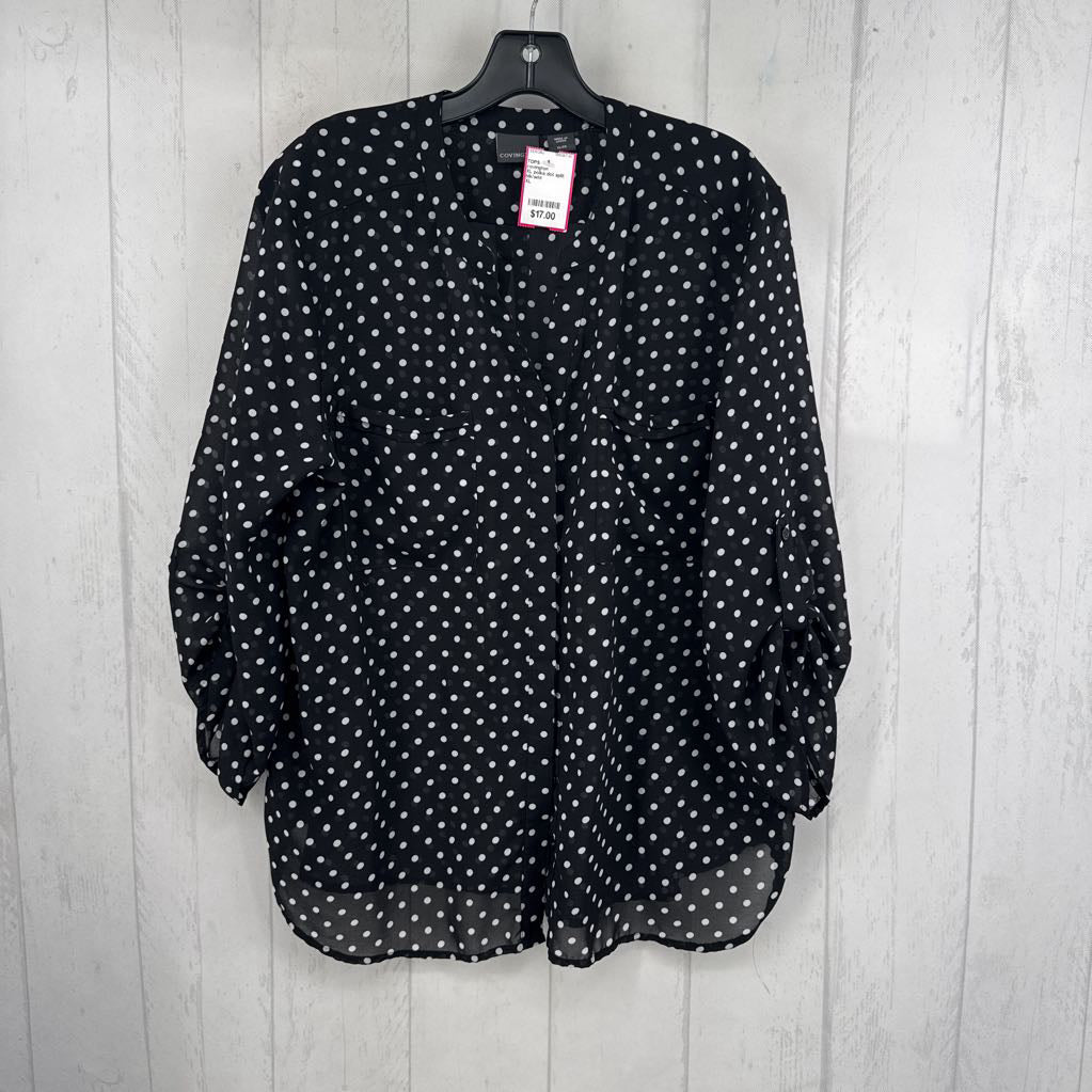 XL polka dot split neck tab slv top