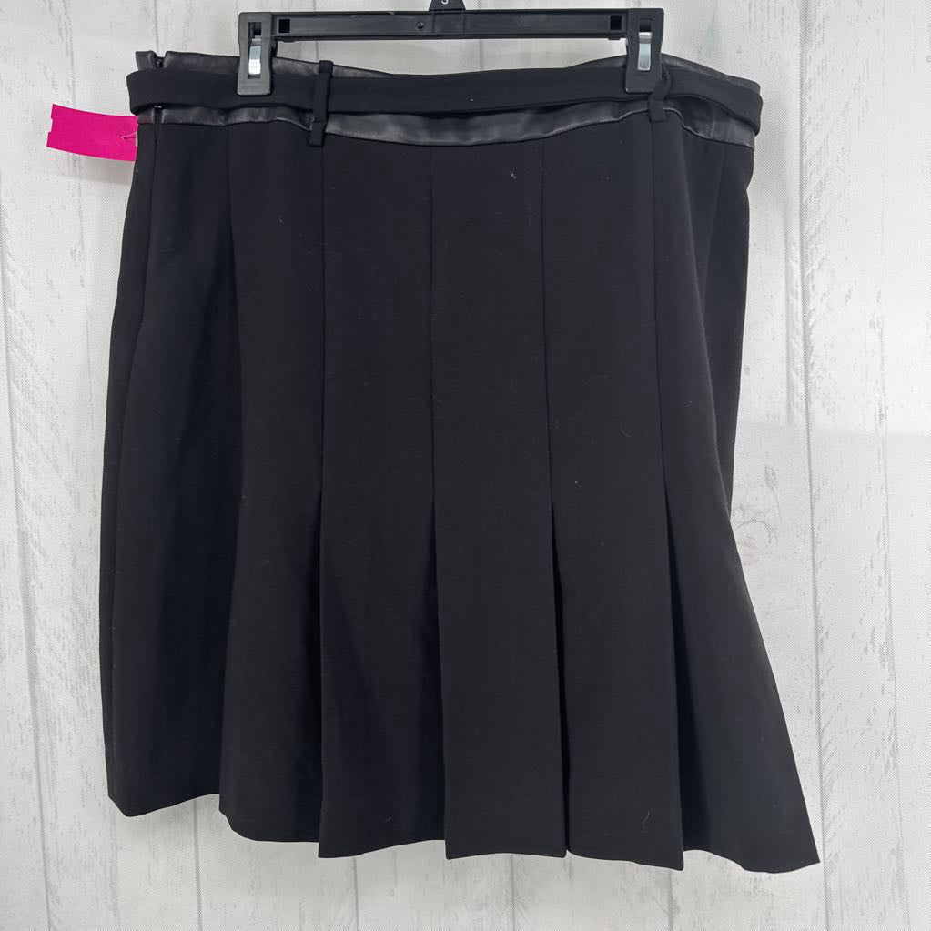 14 belted pleated skirt