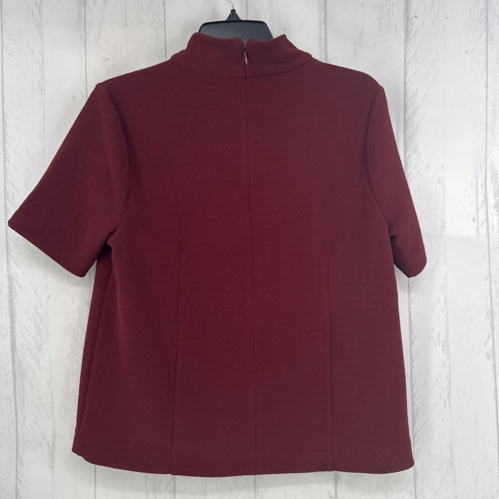 M textured mock neck s/s top
