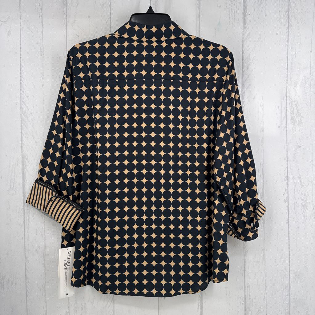 R79 14 polka dot & striped button down 3/4 slv top