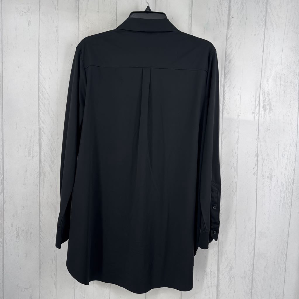 XL button down l/s top