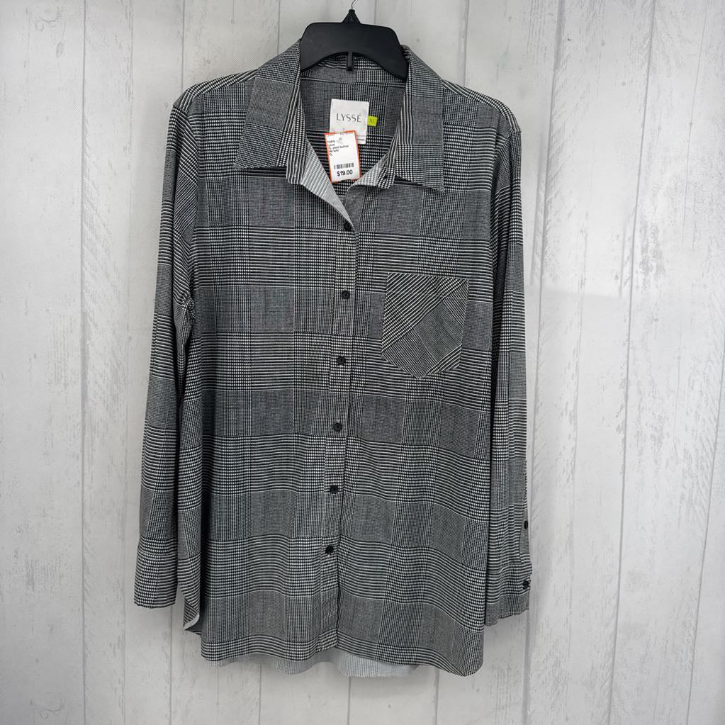 XL plaid button down l/s top