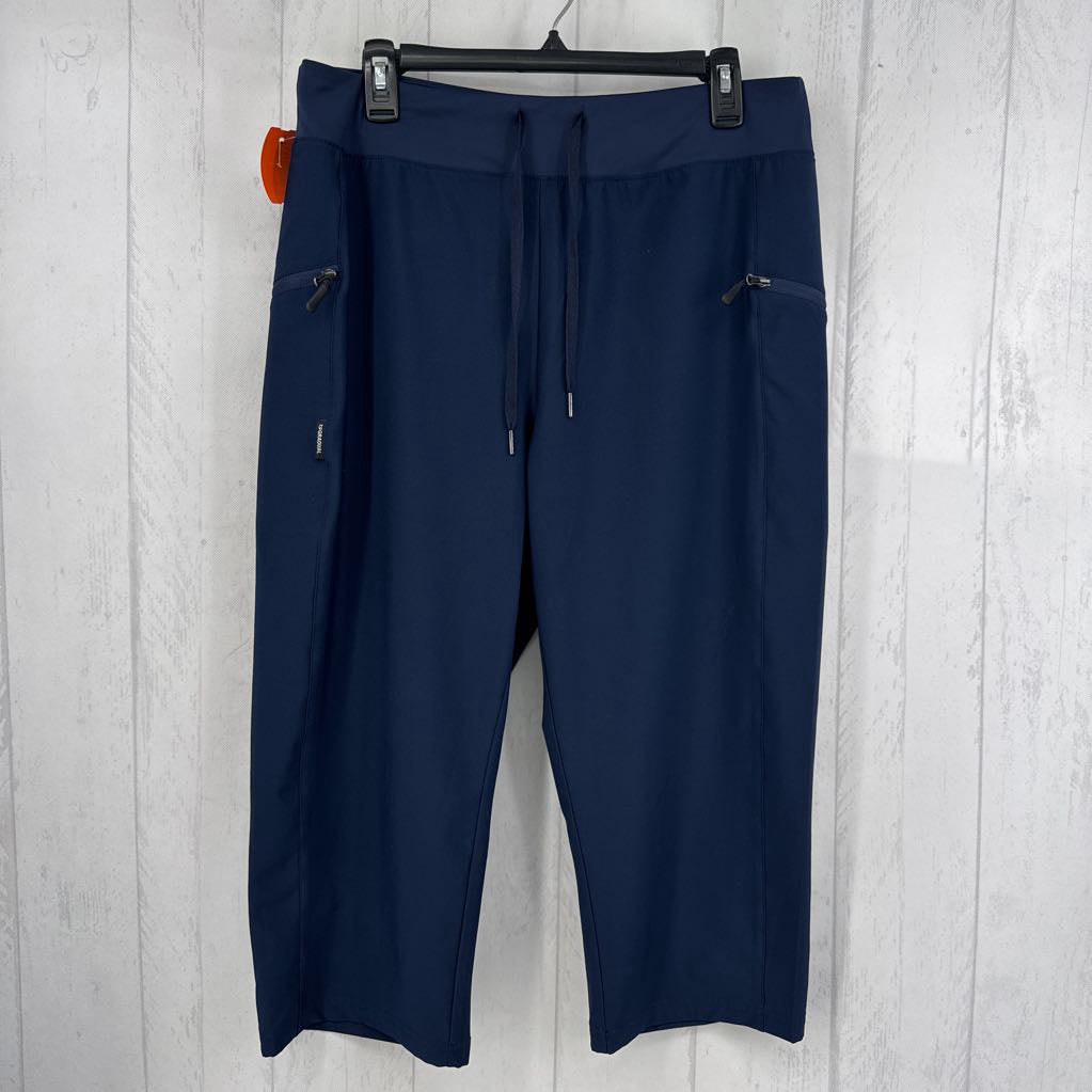 L pull-on capris