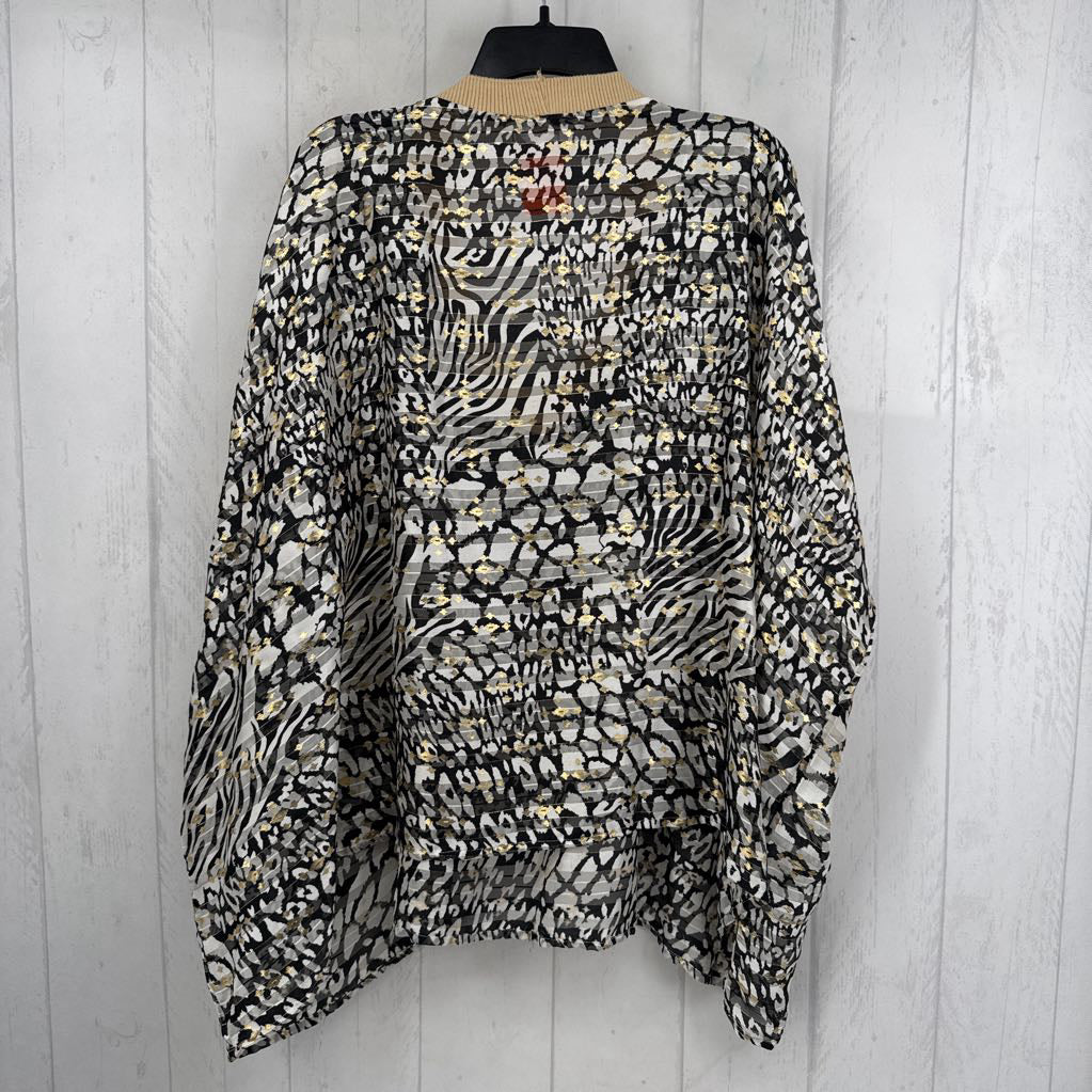 M animal print v-neck drop shoulder top
