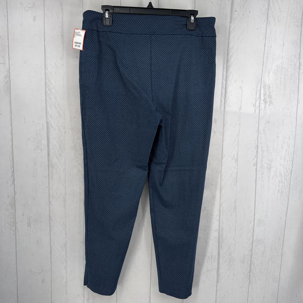 14 printed pull-on pant