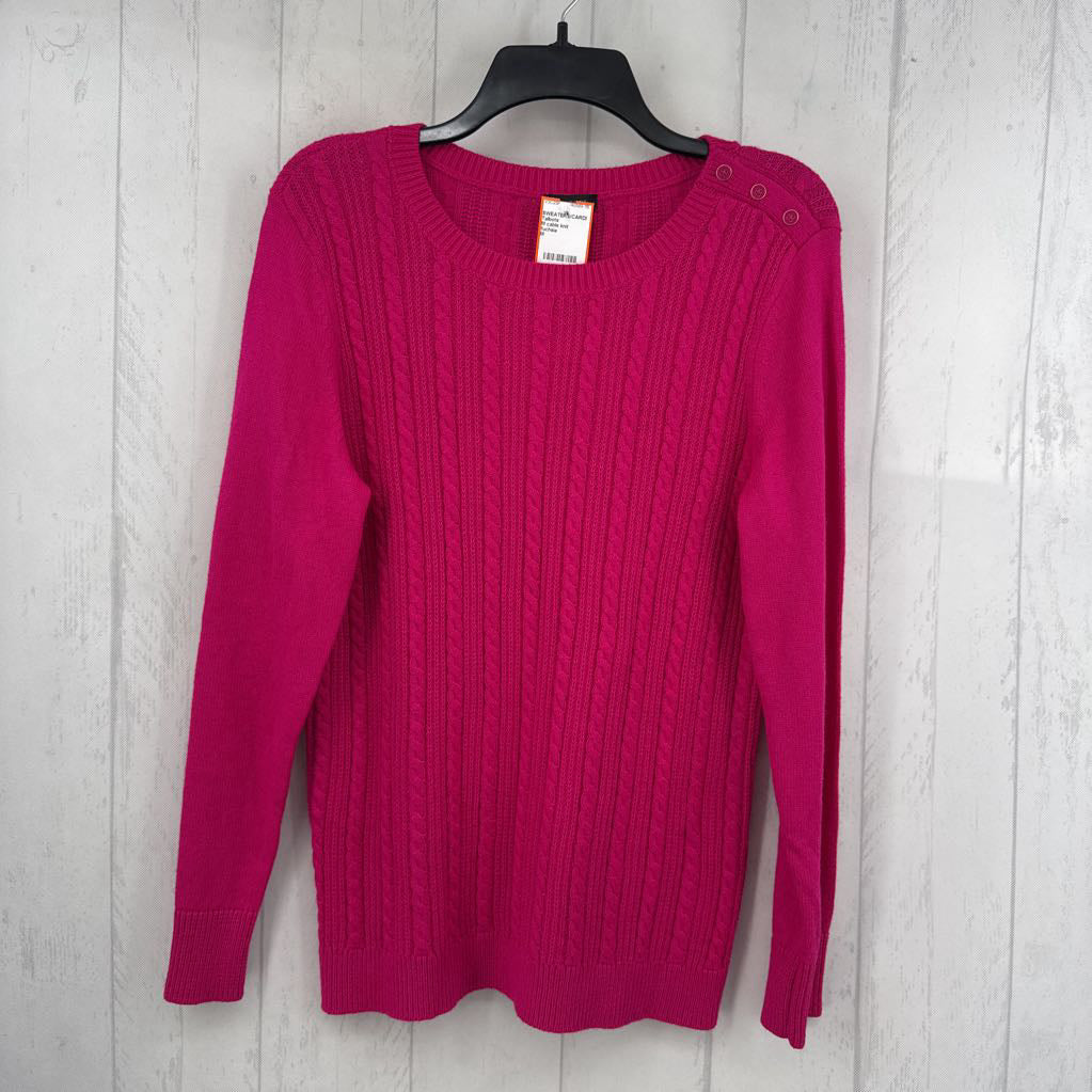 M cable knit sweater