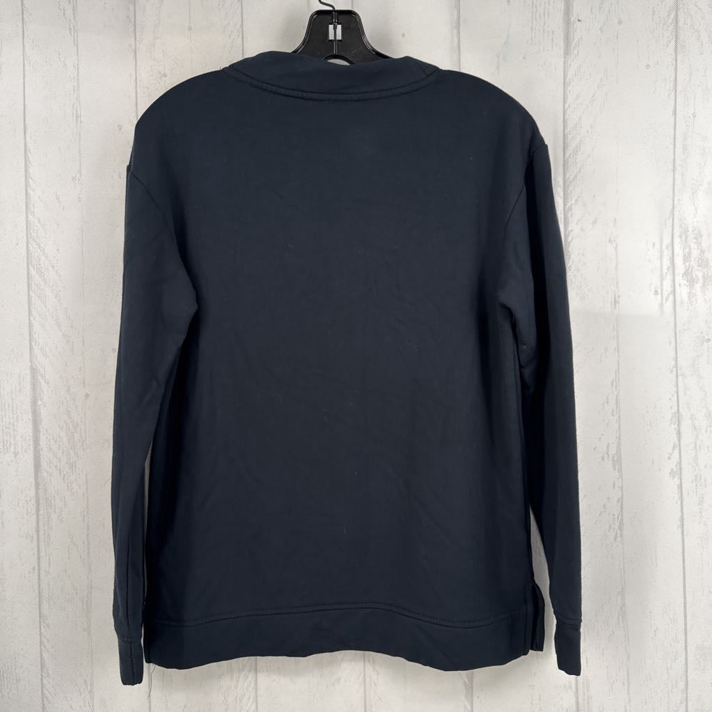 XS v-neck sweatshirt