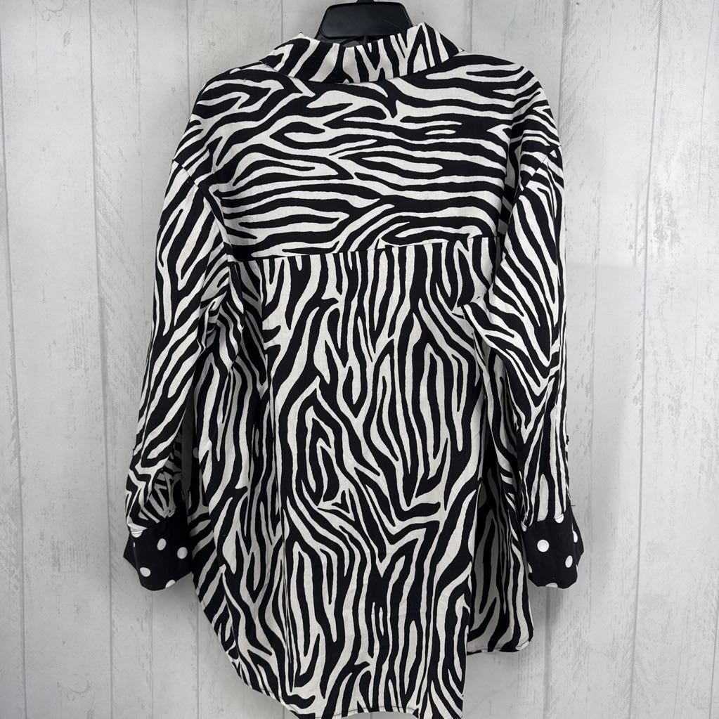 M polka-dot & zebra striped button down l/s top