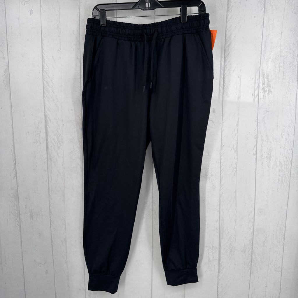 M pull-on joggers