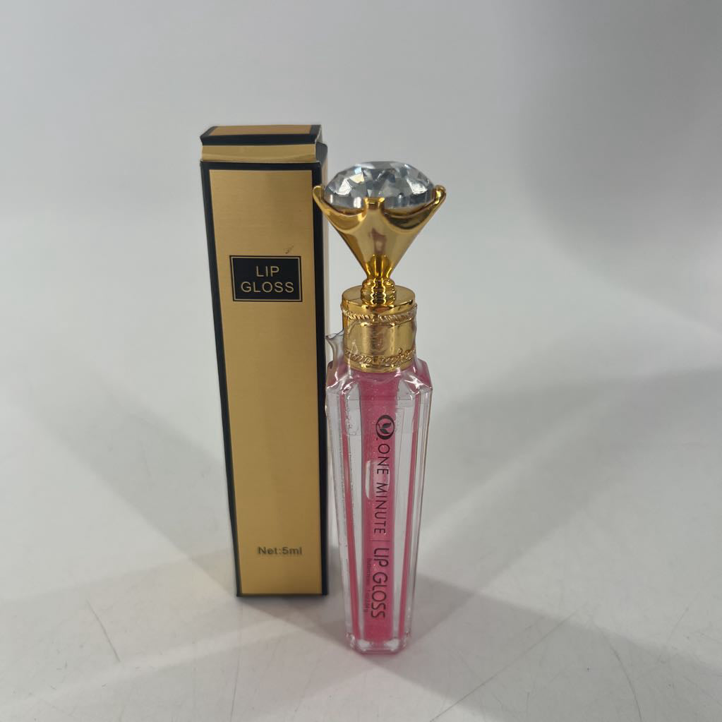 lip gloss-pink
