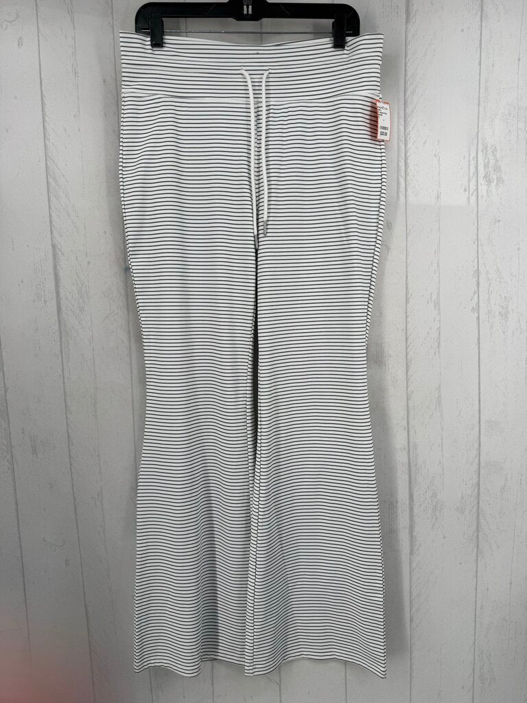 XL striped flare leggings