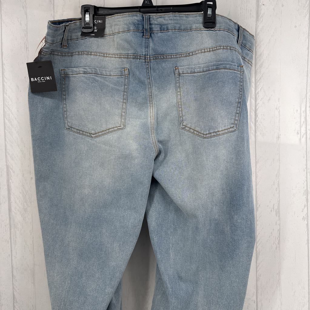 22 denim capris