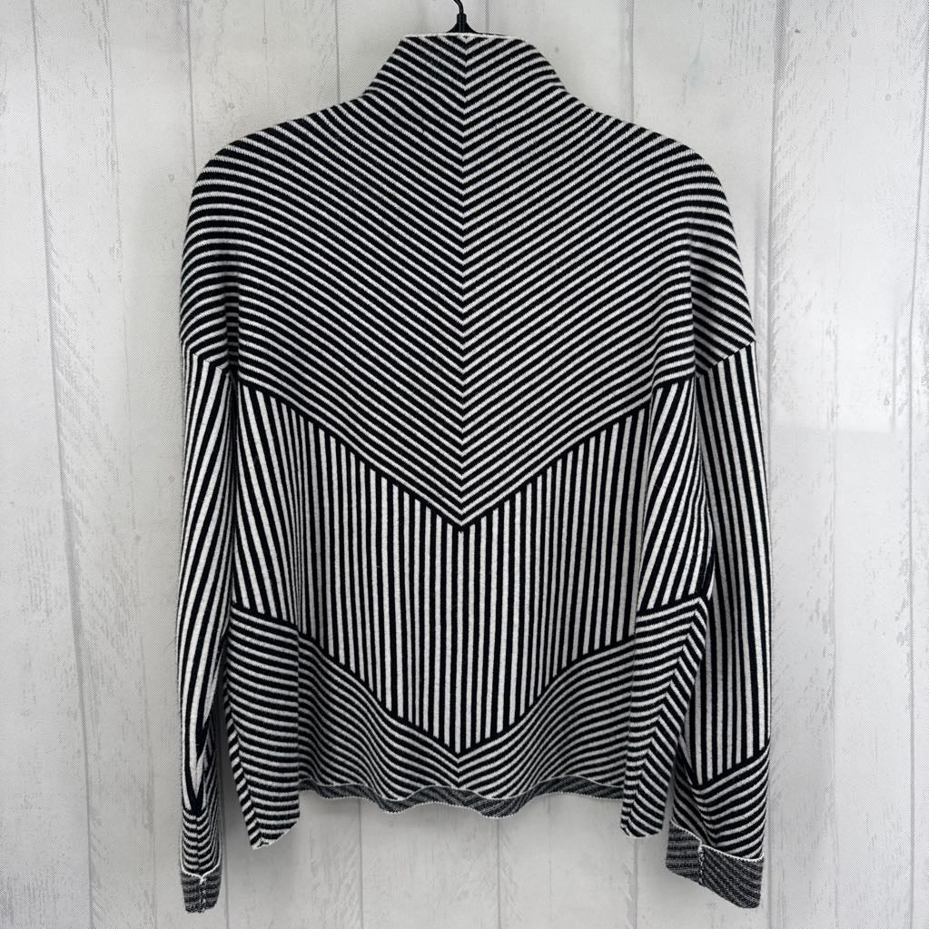 L chevron stripe mock neck sweater