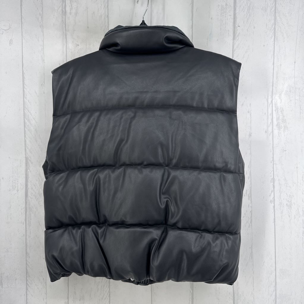 R100 L vegan leather quilted puffer vest