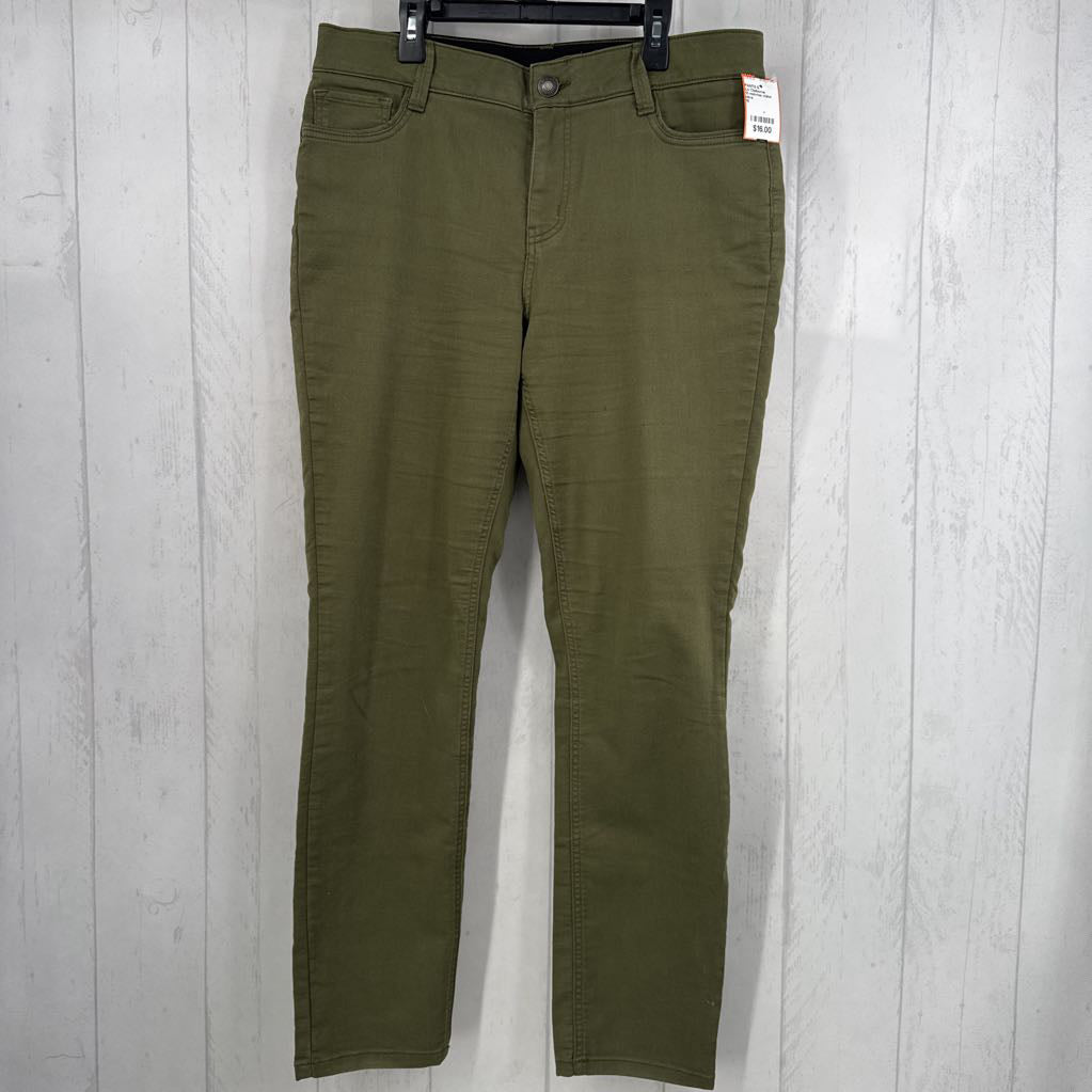 10 mid-rise chino