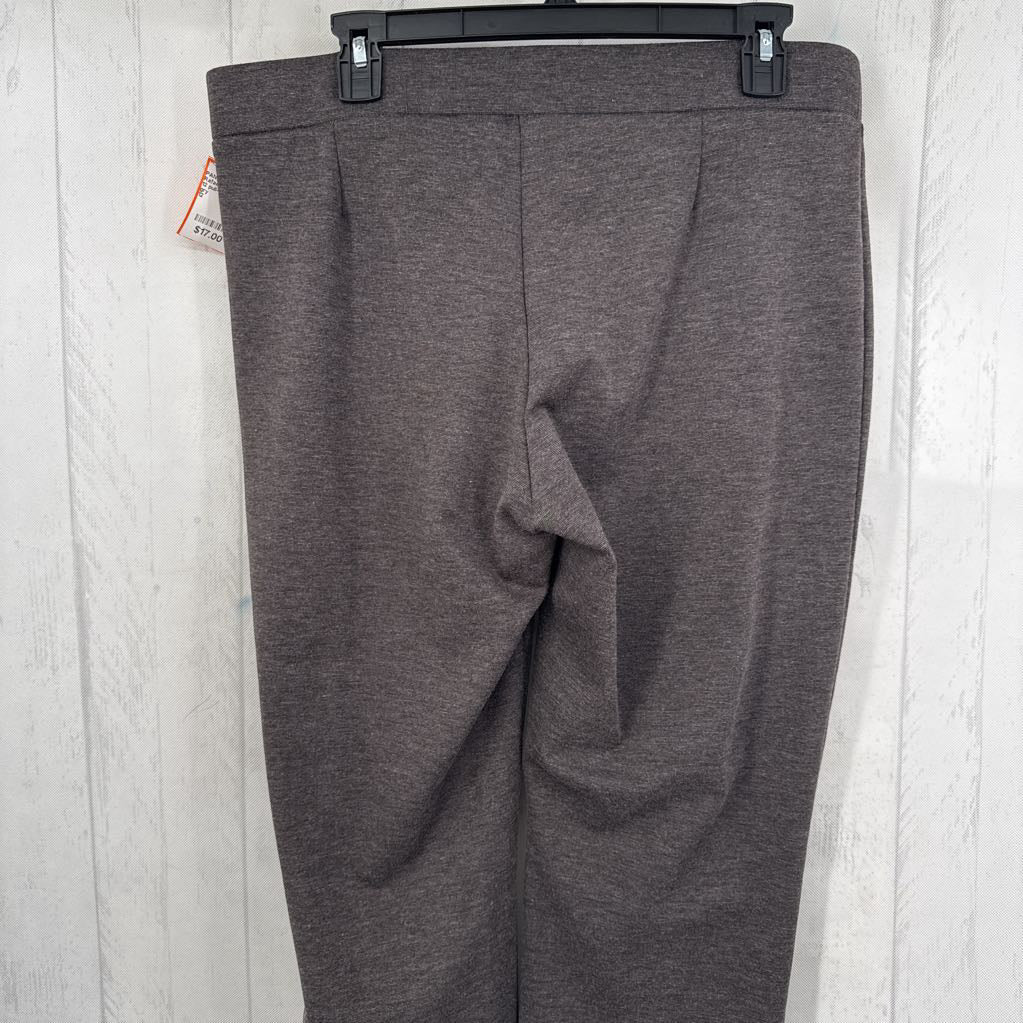 12 pull-on pant
