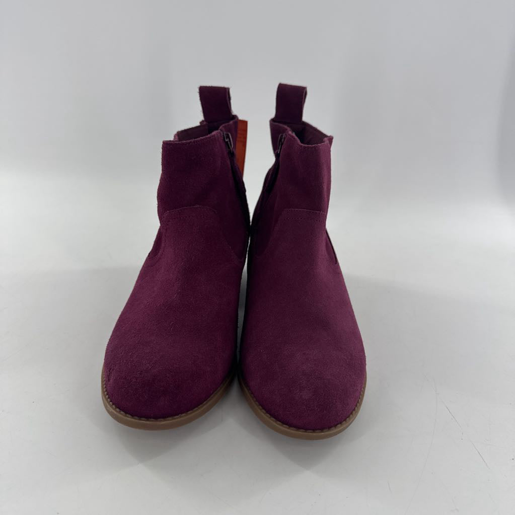 9 suede ankle boot