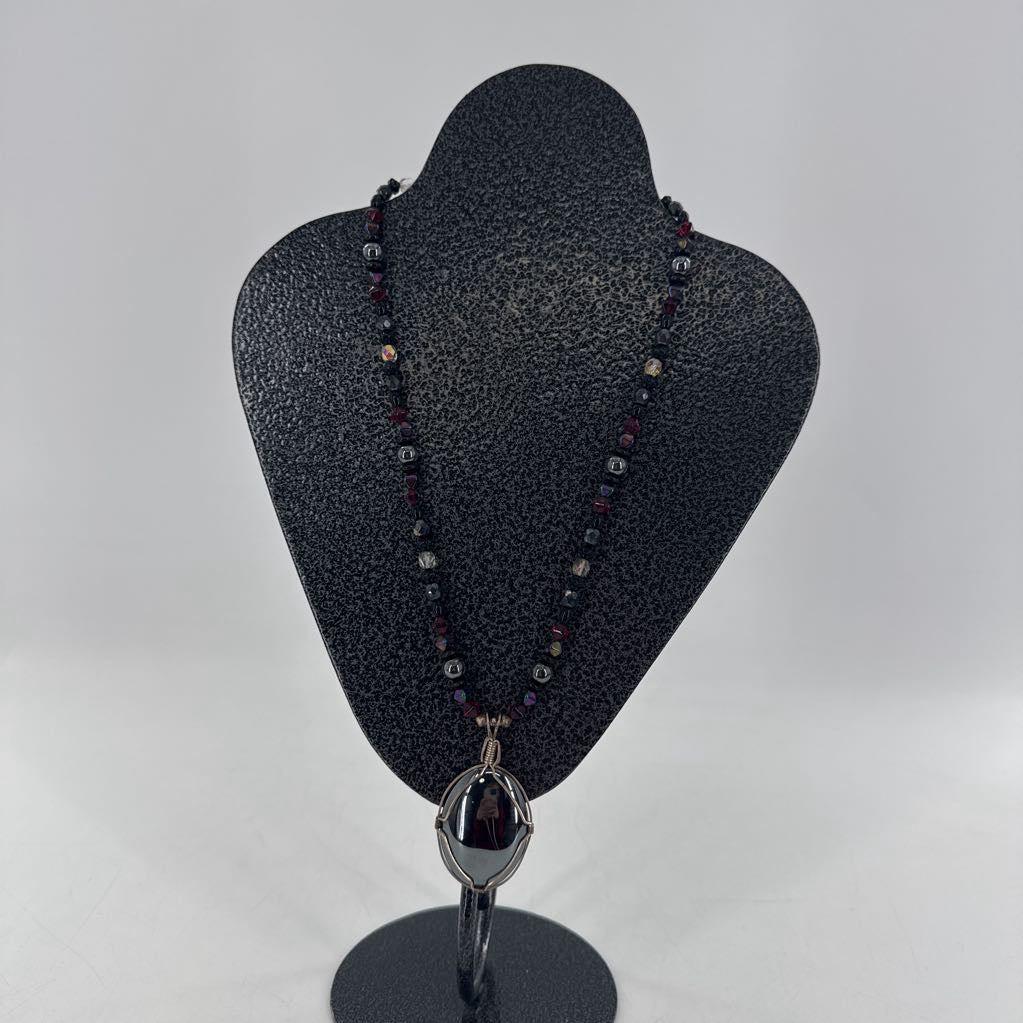 12" multi-color beaded oval stone pendant necklace