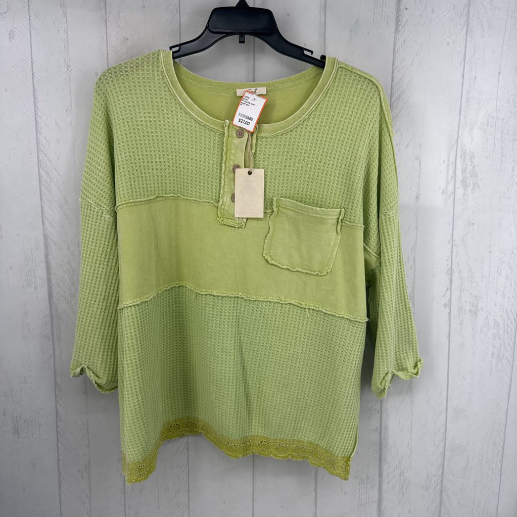 M waffle knit quarter button down 3/4 slv top