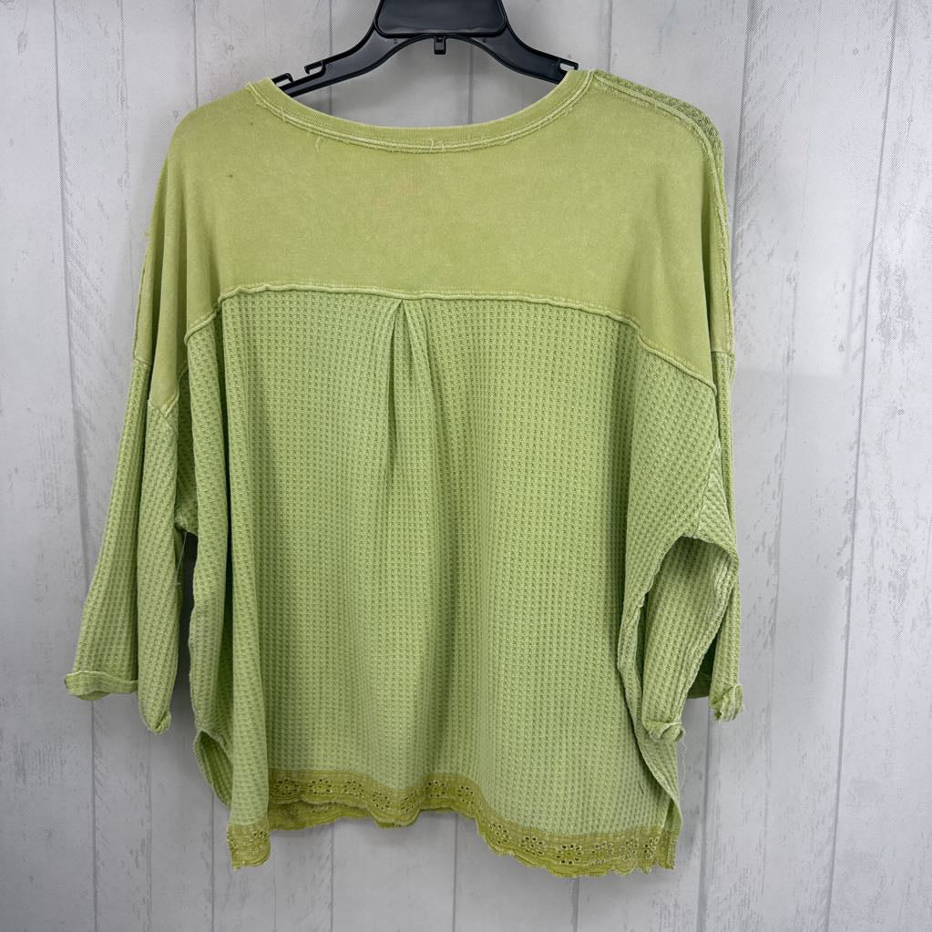 M waffle knit quarter button down 3/4 slv top
