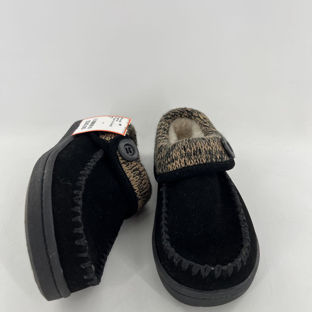 8 faux fur lined clog