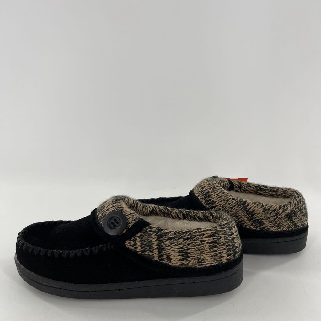 8 faux fur lined clog
