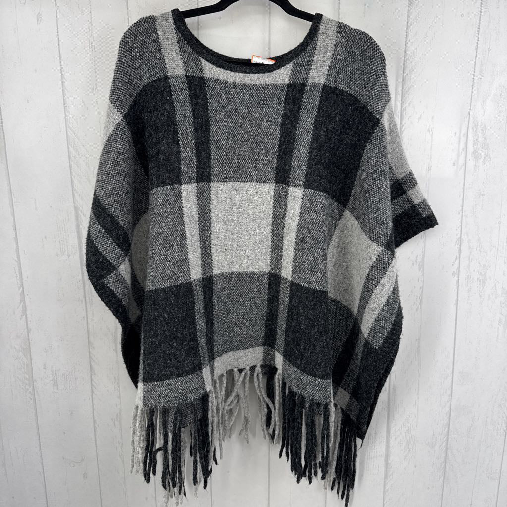 S/M plaid fringe poncho