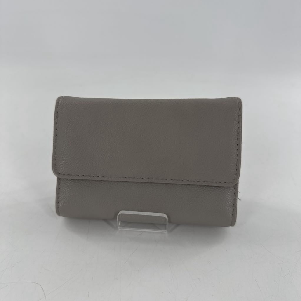 tri-fold wallet