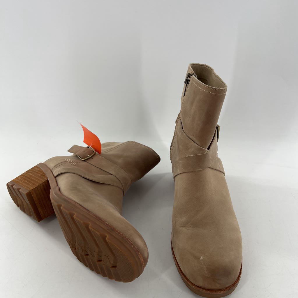 9 suede buckle accent boot