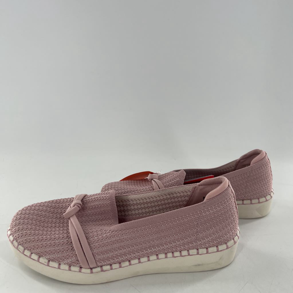 6.5 wide fit knit slip-ons