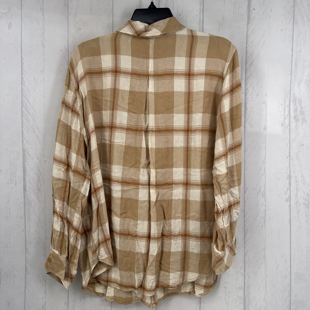XL plaid button down l/s top
