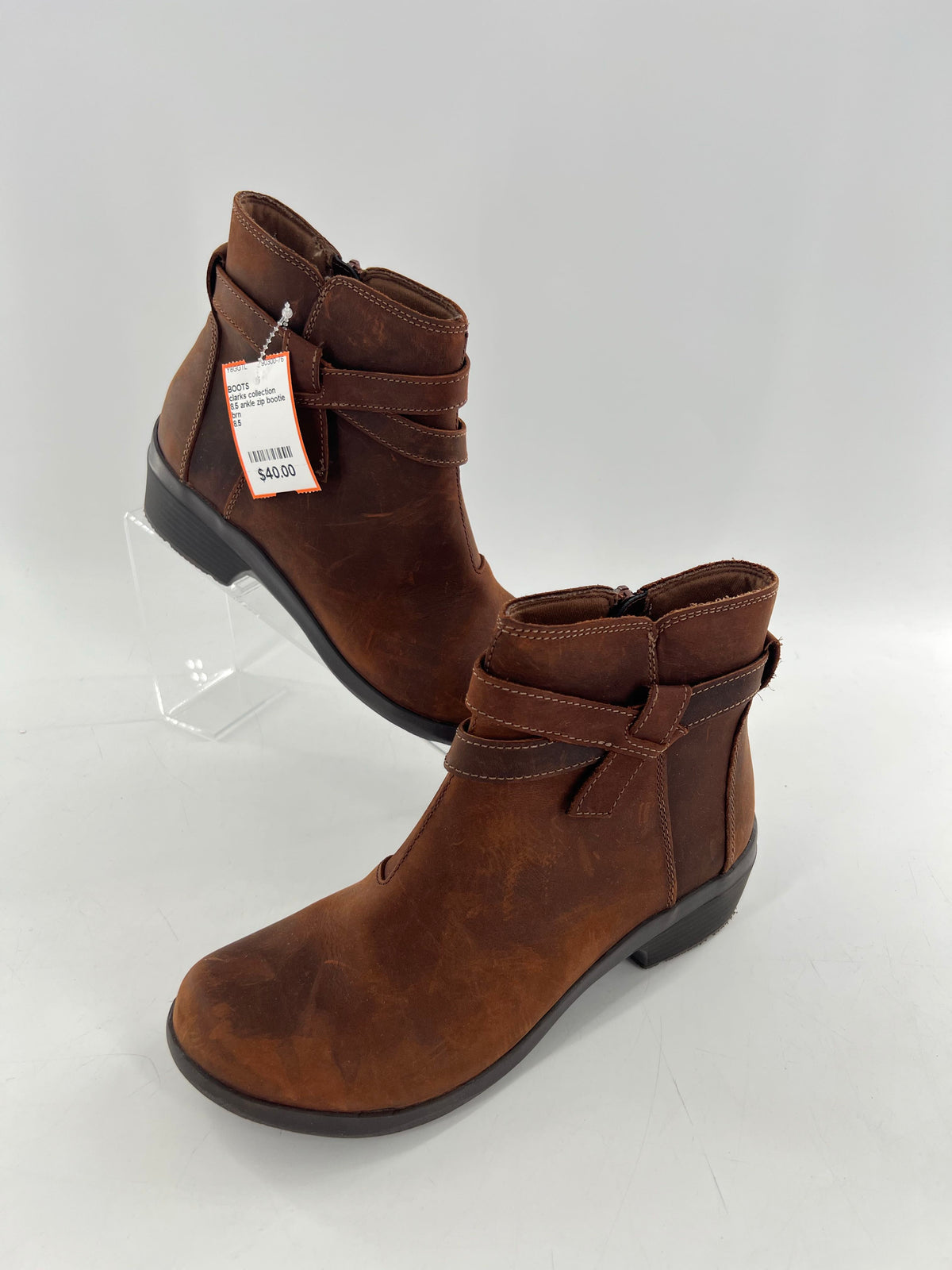 8.5 ankle zip bootie