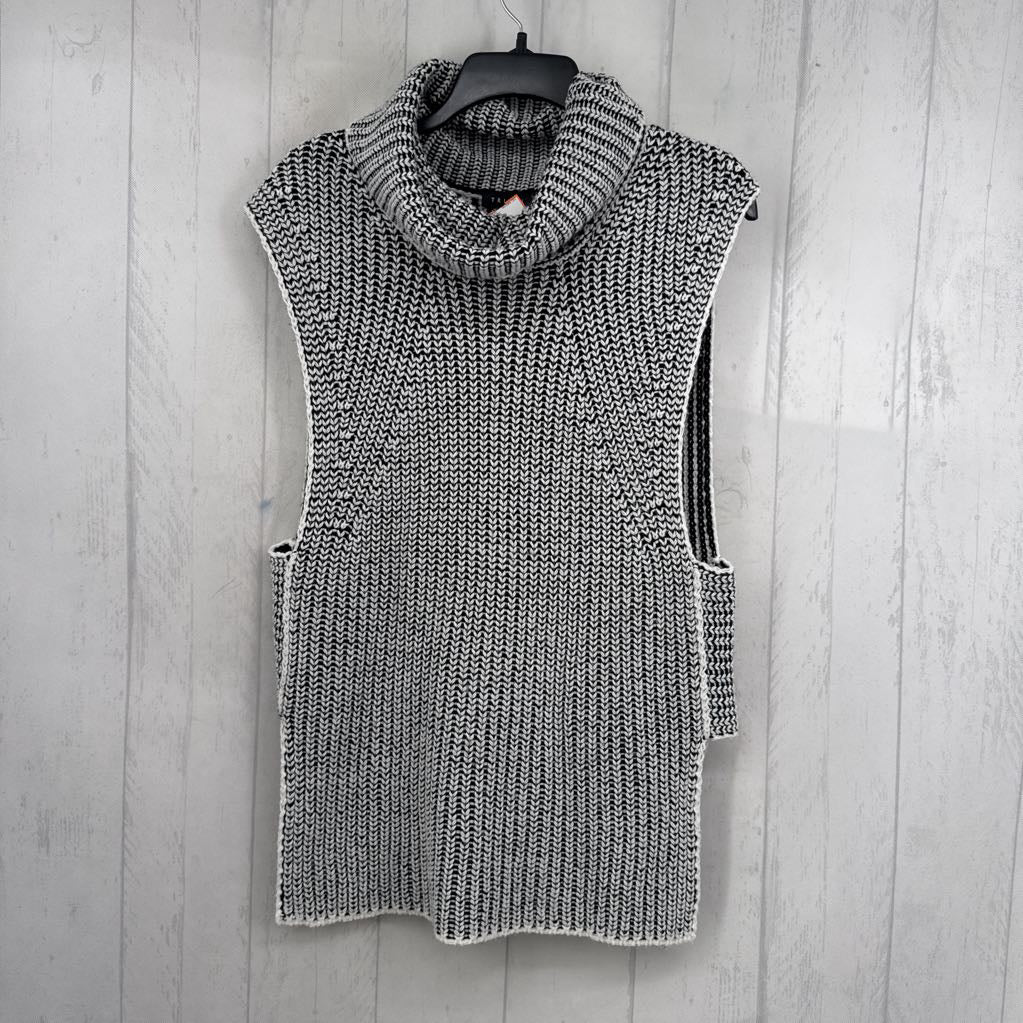 M cowl neck sweater vest