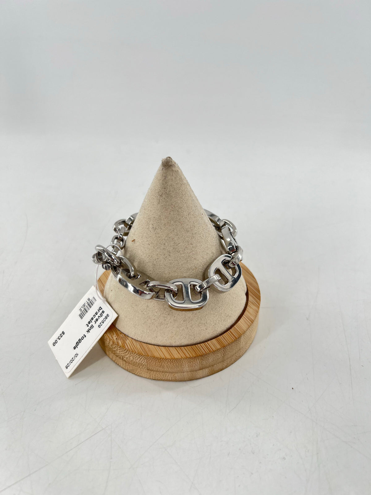 silver link toggle bracelet