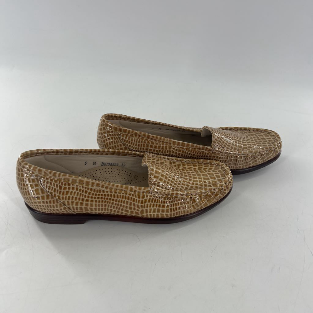 9 croc embossed slip-on flats