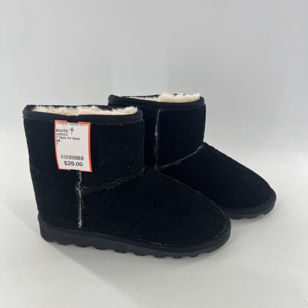 7 faux fur lined corduroy boot