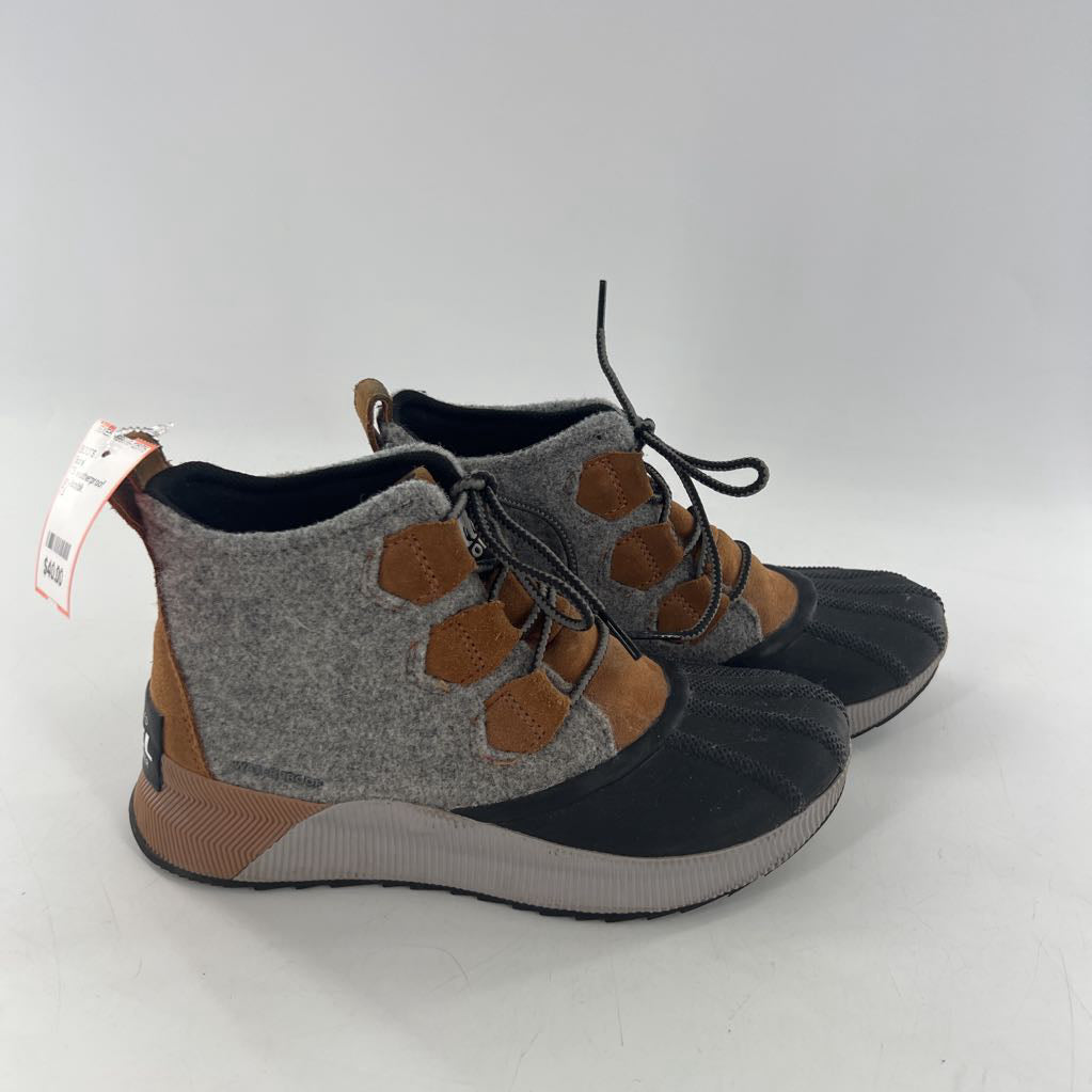 7.5 weatherproof boot